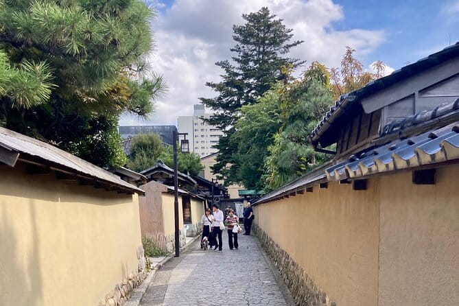 Private Tailored Kanazawa Highlights Tour With a Local