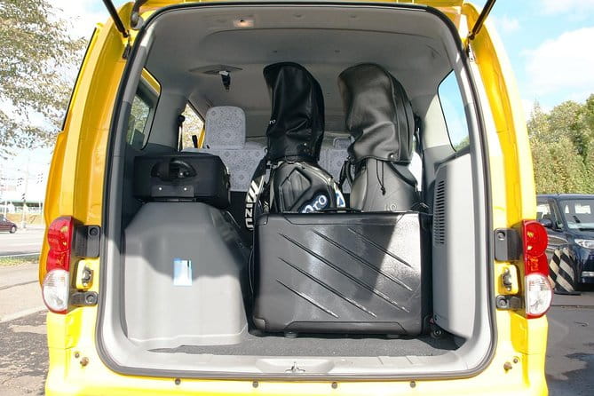 Private Transfer Niseko to CTS Airport (1-9 Passengers) Legal Driver Guaranteed