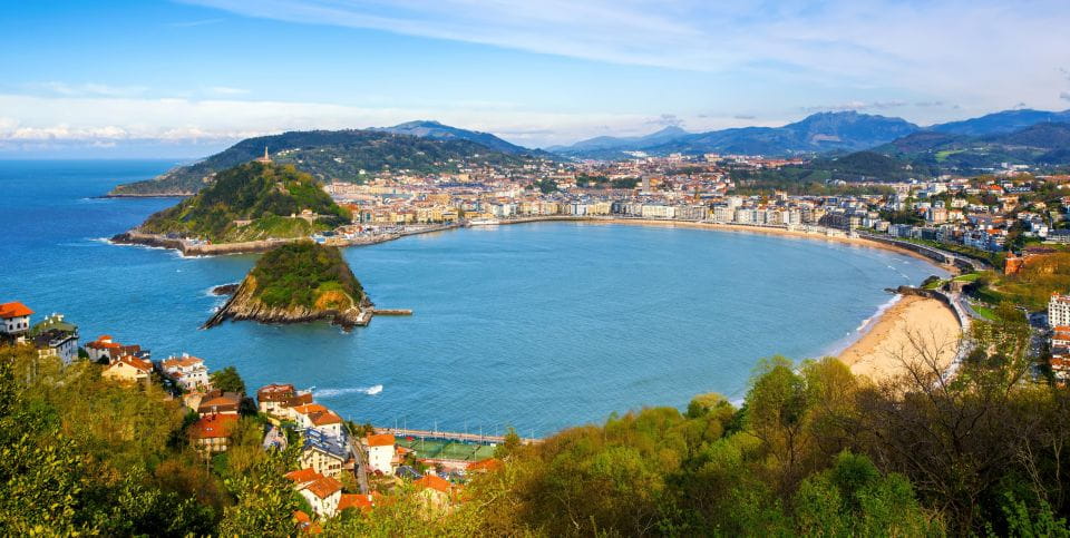 San Sebastian: City Highlights Guided Walking Tour - Tour Overview and Details