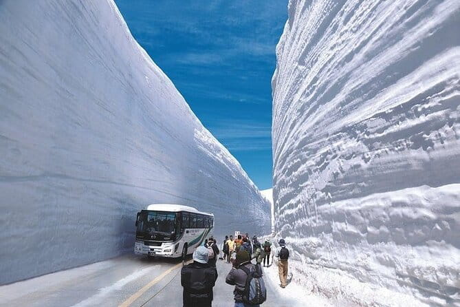 Tateyama Kurobe Snow Otani Walk! Hida Takayama & Shirakawago - Meeting and Schedule