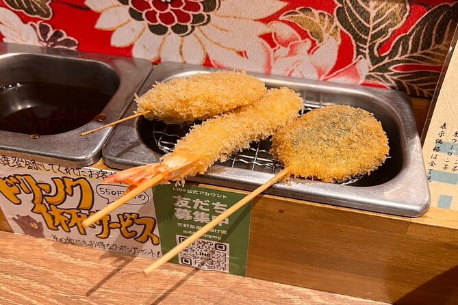 Tokyo: 3h Guided Bar Hopping Tour [Foods Included]