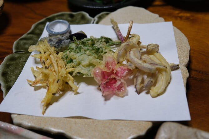 Traditional Japanese Food Tour With a Food Expert