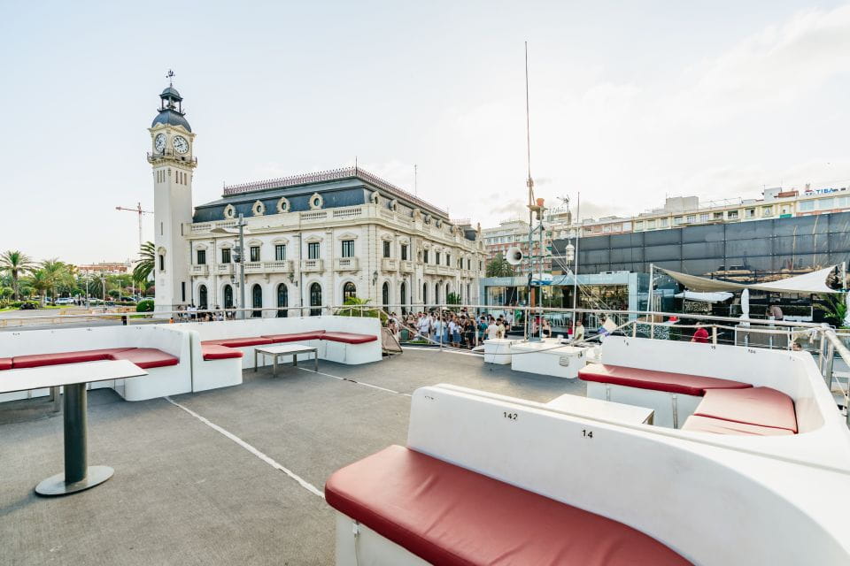 Valencia: Sunset or Daytime Catamaran Cruise With Drink - Overview of the Cruise