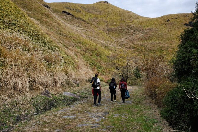Walking Through the Aso Caldera, Historical Walk Along the Bungo Kaido