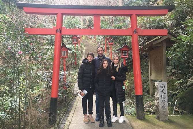 Port Pick-Up: Hakata Private Tour Licensed Guide& Vehicle - Accessibility and Family-Friendly Options