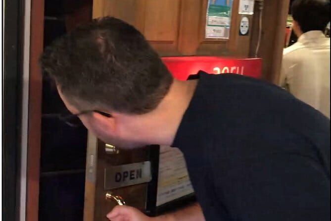 【Harajuku】Night Pub Crawl With Local Japanese - Health and Safety Considerations