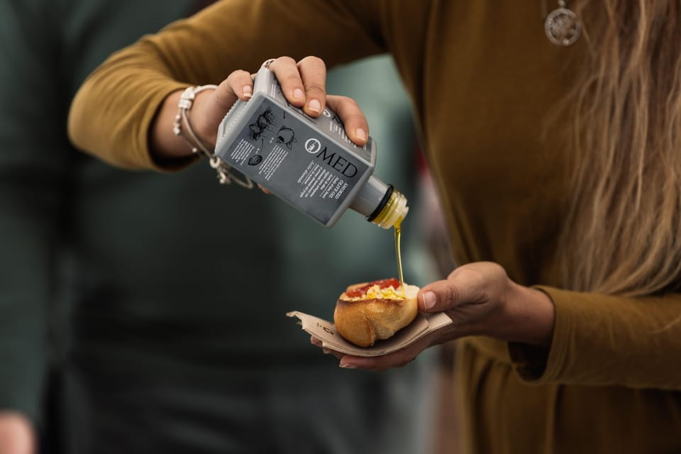 Granada in Evoo: Authentic Guided Tour, Tasting and Tapas - Tour Overview