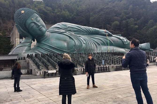 Port Pick-Up: Hakata Private Tour Licensed Guide& Vehicle - Key Points