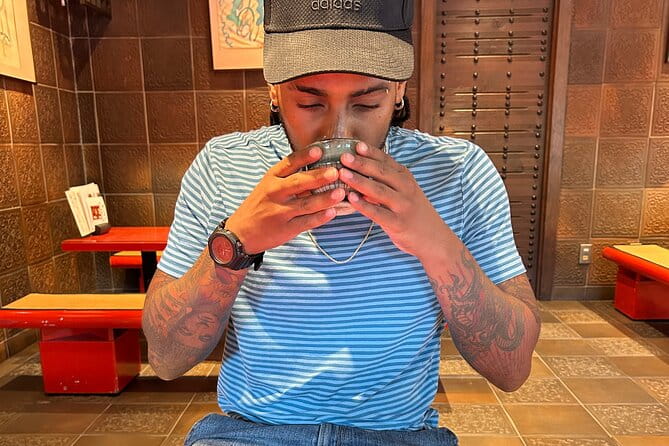 3-Hour Osaka Bike Tour/Customizable