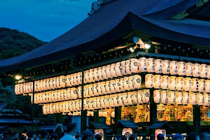 From Osaka: 10-hour Private Custom Tour to Kyoto