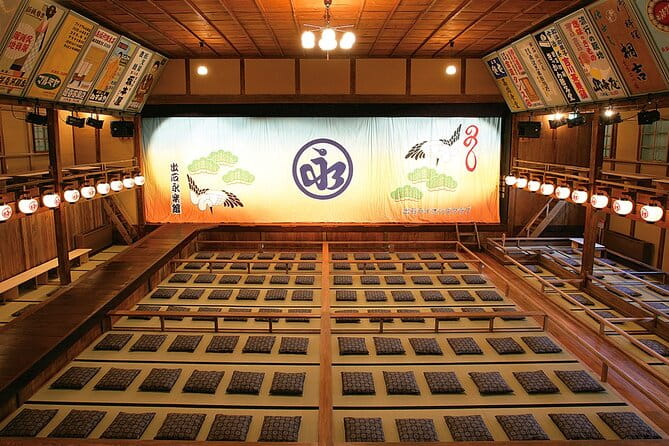 Izushi Eirakukan Kimono Photo Session Local Tour & Guide