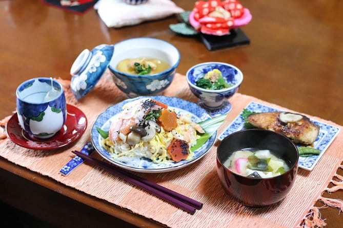 Japanese Cooking Class in Kyoto With an Introduction to Tofu - Discover the Art of Tofu Making