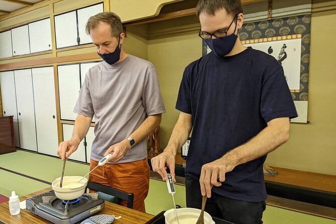 Morning Meditation and Tofu Making Experience in the Temple - Experience Overview