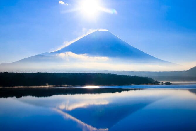 Mt. Fuji Tour in Lake Kawaguchi and Oshino Hakkai