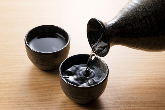 Okonomiyaki Cooking Class With Sake Free Flow Experience