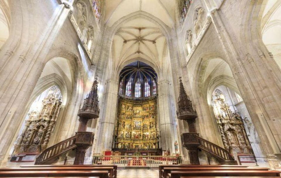 Oviedo: Guided Tour to the Cathedral With Tickets - Tour Overview and Pricing