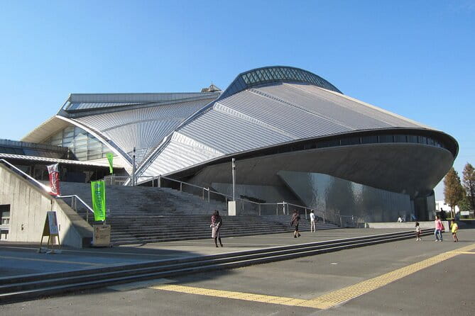 Private Tour in Slam Dunk Locations and Kamakura Sights