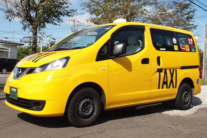 Private Transfer Sapporo to CTS Airport (1-9 Passengers) Legal Driver Guaranteed - Service Overview