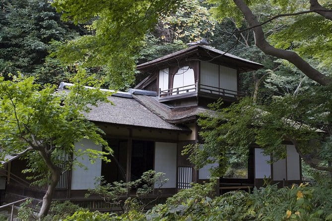 Yokohama Highlights and Hidden Gems Tour With a Local (4 Hours)