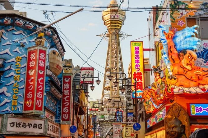 【Local Spots!】Osaka Walking Tour Osaka Castle Shinsekai and Namba