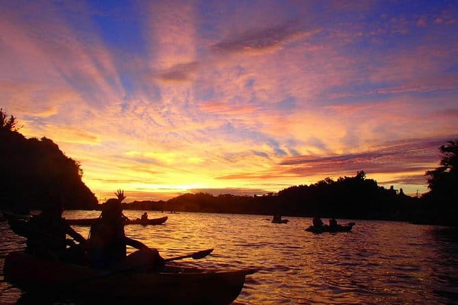 Beautiful Sunset Kayak Tour in Okinawa - Meeting and Pickup Information