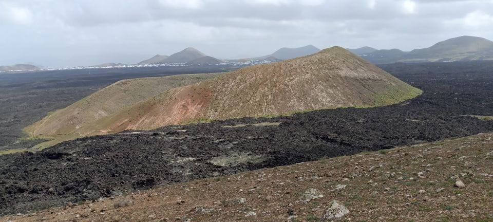 Caldera Blanca: Hiking Through the Wild Beauty of Lanzarote - Caldera Blanca Ascent
