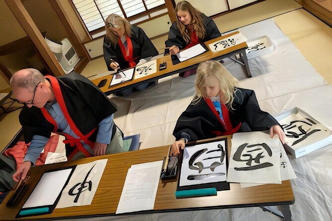 Calligraphy Experience at an Old House Near Matsumoto Castle - Exploring the Old House