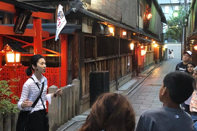 Gion Walking Tour by Night - Unveiling the Mysteries of Geiko and Maiko
