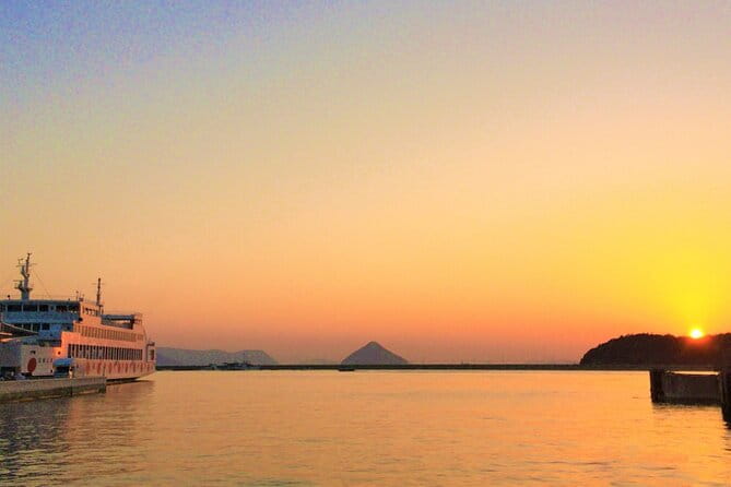 Guided Tour to Naoshima, Art, Island With a Private Car - Meeting and Departure Details
