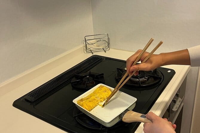 Hand-Rolled Sushi Lesson Near USJ - Meeting and Pickup Details