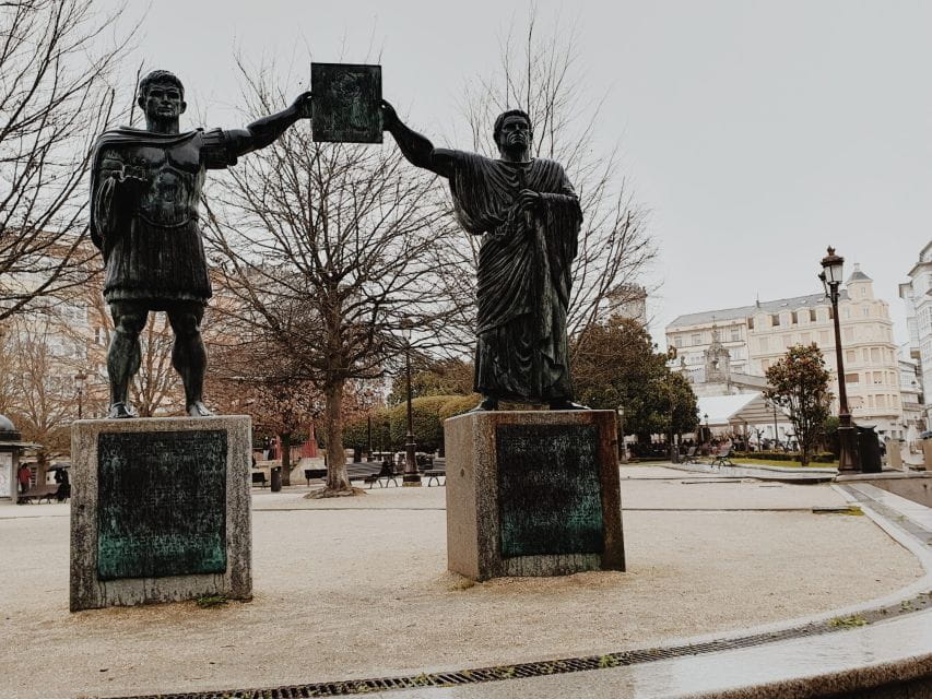 LUGO: Private Guided Walking Tour - Tour Highlights