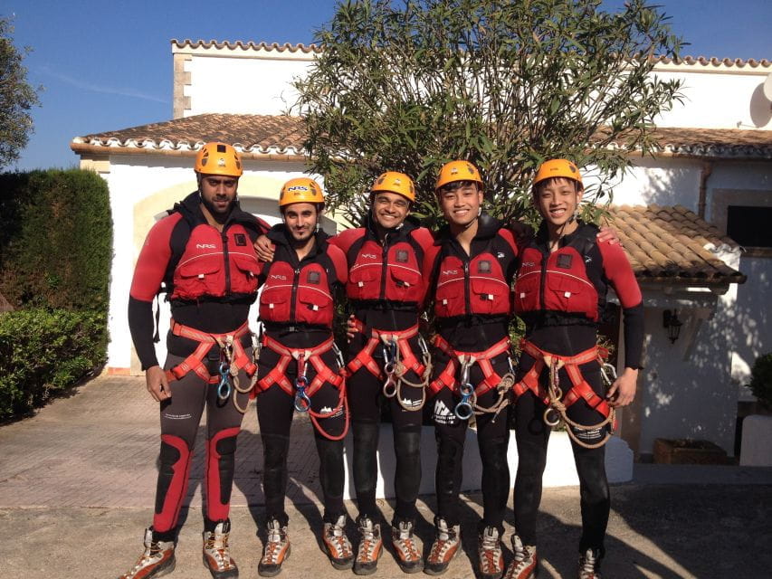 Mallorca: 4-Hour Cliff Jumping Adventure - Pricing and Booking