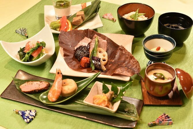 Restaurant Bus Tokyo With Japanese Lunch and Zazen Experience - Inclusions and Amenities