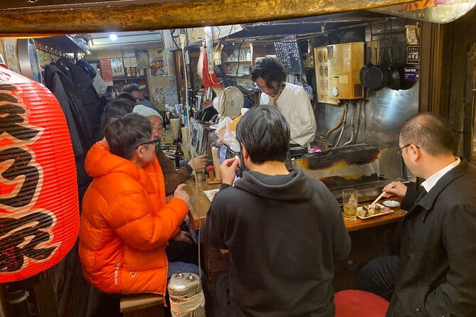 Tokyo Japanese Local Bar Night Tour in Shinjuku - Itinerary and Inclusions