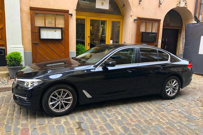 Tokyo: Private Transfer From Tokyo to Haneda Airport (HND) - Pickup and Drop-off Information