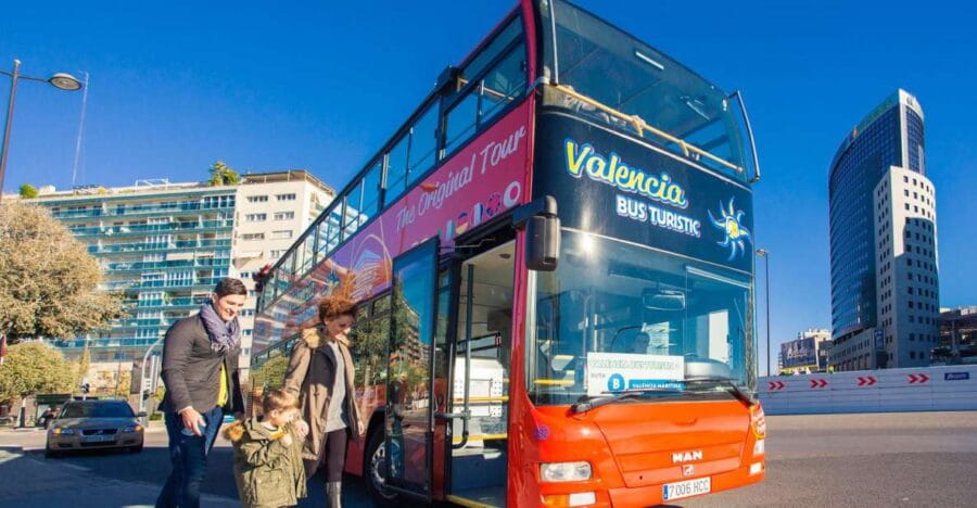 Valencia: 24 or 48-Hour Hop-on Hop-off Bus Ticket - Experience and Itinerary