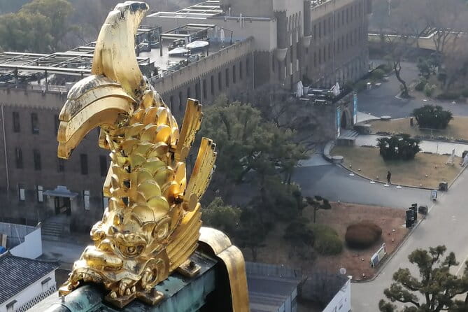 Walking Tour of Osakas 5 Must-See Sights, With Ramen for Lunch - Discover the Vibrant Dotonbori District