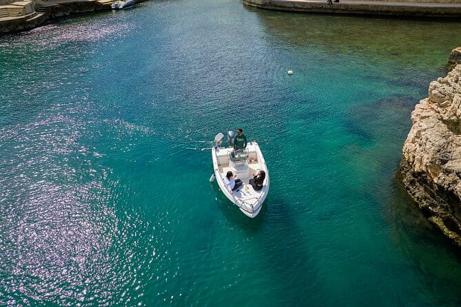 1 Hour and a Half Panoramic Tour of Polignano a Mare by Boat - FAQ