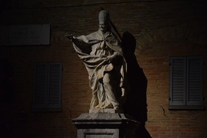 2hours Walking Tour of Urbino, Capital of Le Marche Renaissance - The Palazzo Ducale: The Crown Jewel of Renaissance Urbino