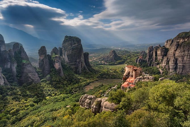3 Days Private Tour: Delphi & Meteora - FAQs