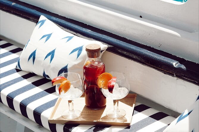 3-hour boat trip at sunset in the bay of Palma - Who Will Love It?