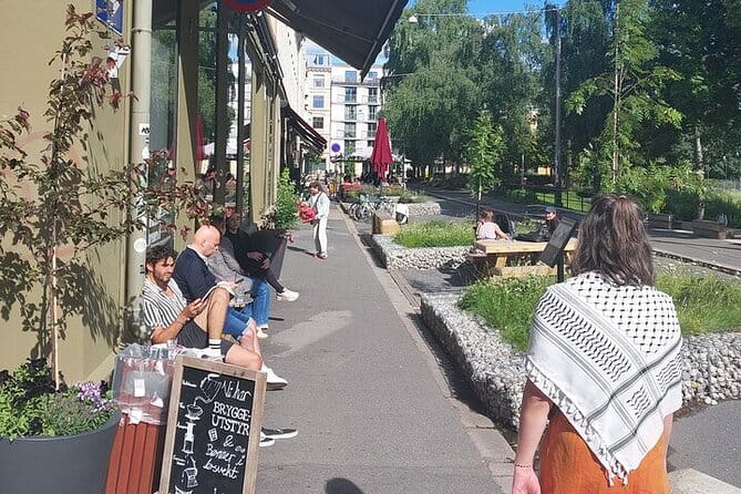 3 Hours Walking Tour for Great Food in Oslo - Mathallen Food Court: A Gourmet Showcase