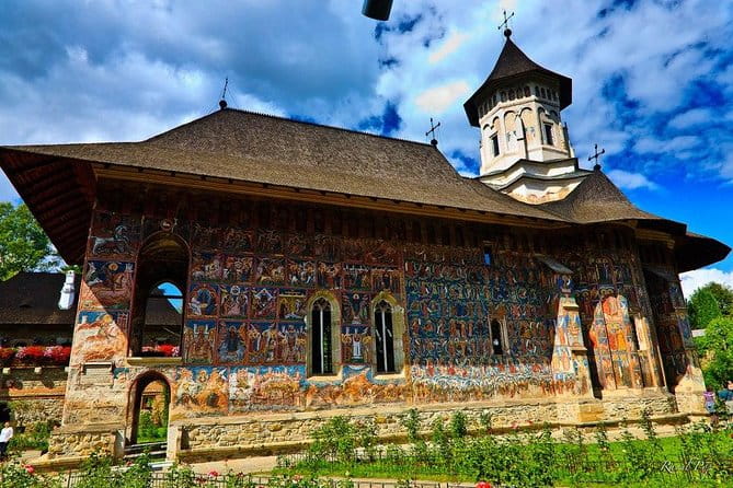 6 Days Transylvania and Bukovina Small Group Tour from Bucharest - The UNESCO Spotlight: Sighisoara and Targu Mures