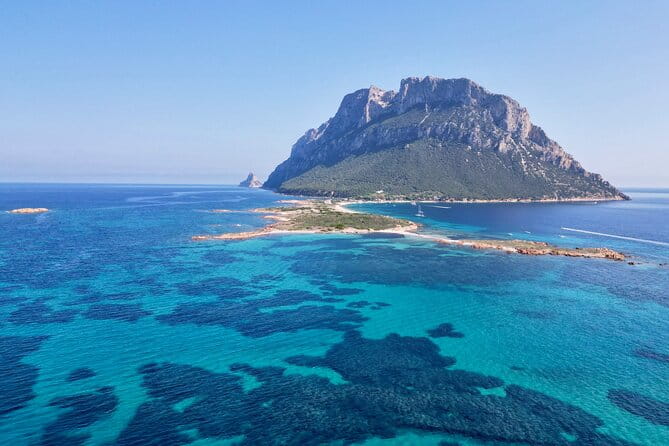 8 Hours Excursion in the Gulf of Olbia with aperitif+lunch included - Who Will Love This Tour?