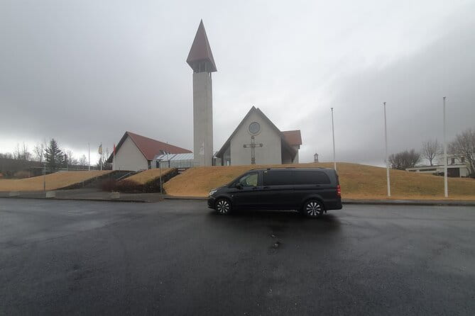 Airport Transfer - Meeting Points and Arrival Experience