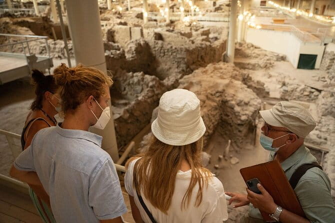 Akrotiri guided tour - FAQs