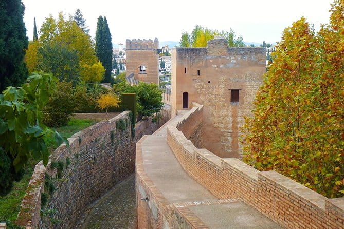 Alhambra Privilege ...a 5* Experience - Who Should Consider This Tour?