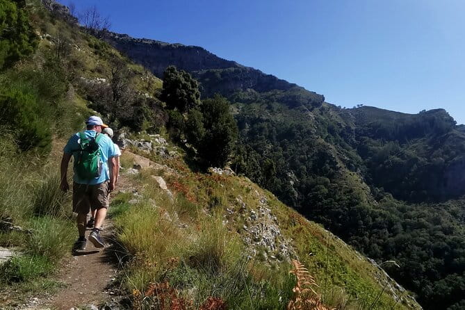 Amalfi Hiking in Ferriere Valley Nature Reserve- private tour - The Itinerary & What to Expect