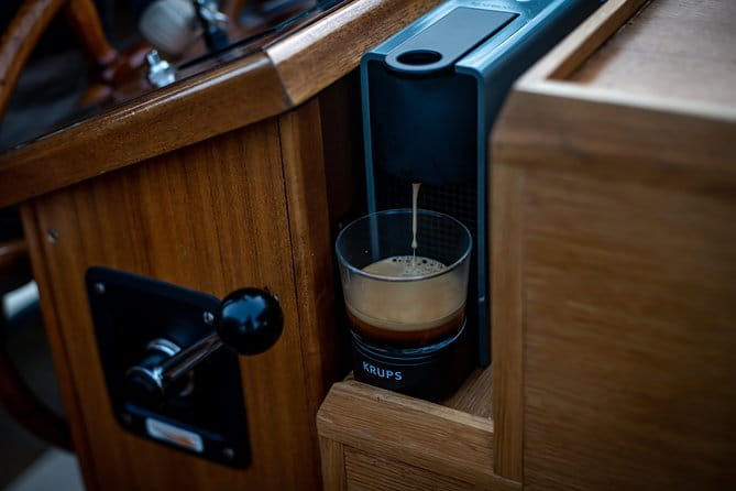 Amsterdam Breakfast Cruise on Private Luxury boat - 2hrs - The Sum Up