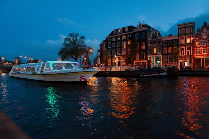 Amsterdam Evening Cocktail Cruise with snacks - Final Thoughts: Is It Worth It?